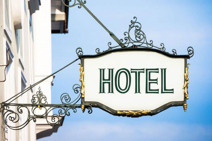 //ara24.al/wp-content/uploads/2020/03/hotel_service.jpg